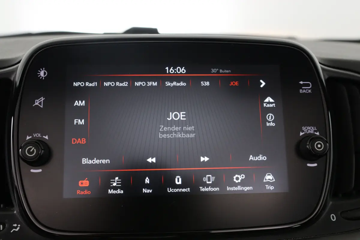0.9 TwinAir Turbo 105pk Sport | Complete Historie | Beats Audio | Navigatie | Cruise Control | Climate Control | Parkeersensoren | Xenon Verlichting