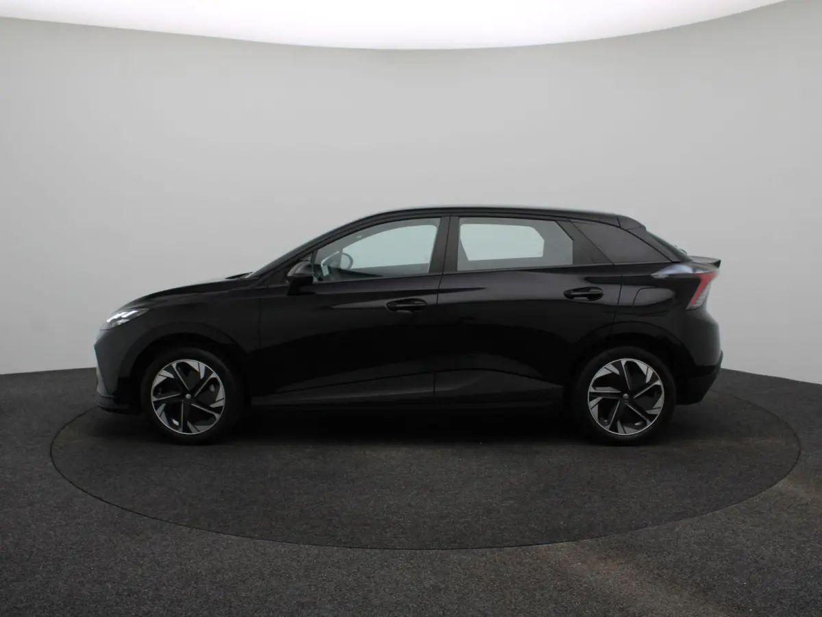 Standard 51 kWh | CarPay | Adaptive Cruise Control | Led Koplampen | Parkeersensoren |