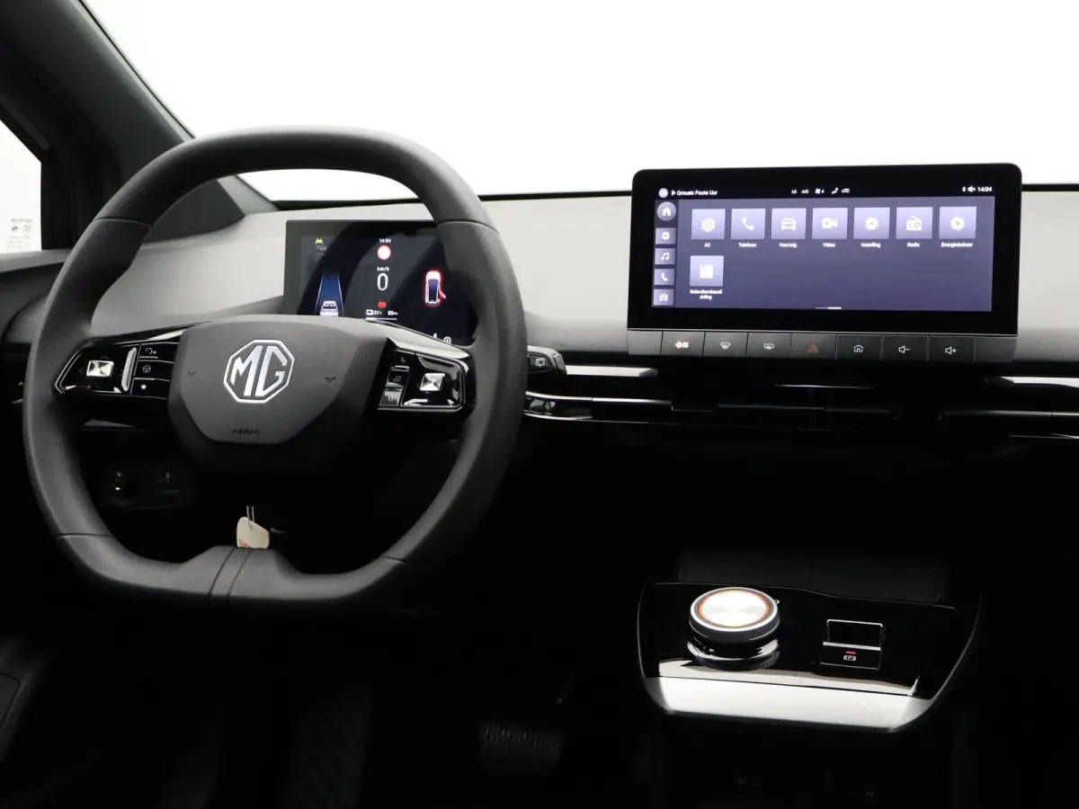 Standard 51 kWh | CarPay | Adaptive Cruise Control | Led Koplampen | Parkeersensoren |