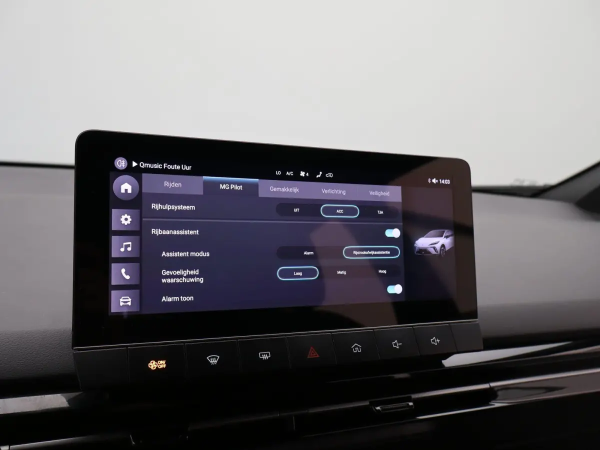 Standard 51 kWh | CarPay | Adaptive Cruise Control | Led Koplampen | Parkeersensoren |