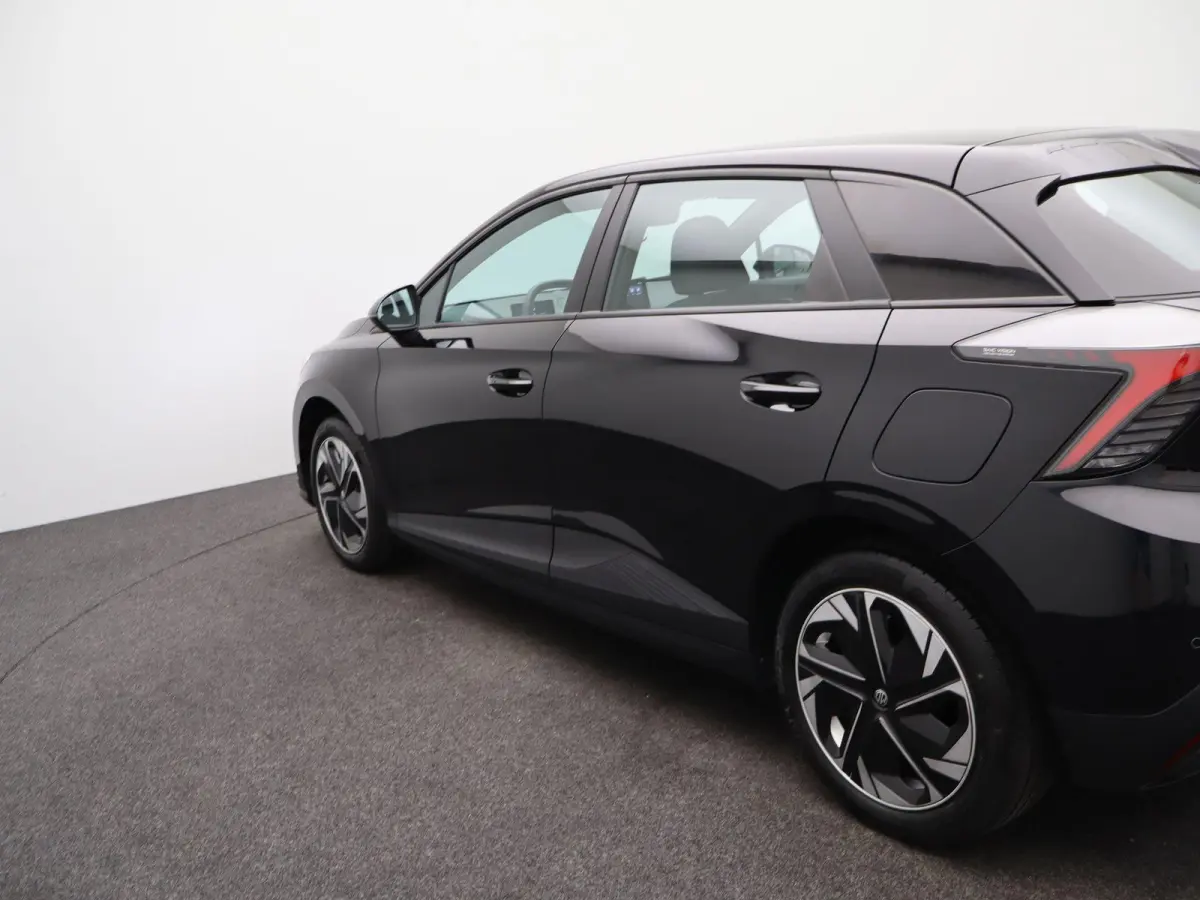 Standard 51 kWh | CarPay | Adaptive Cruise Control | Led Koplampen | Parkeersensoren |