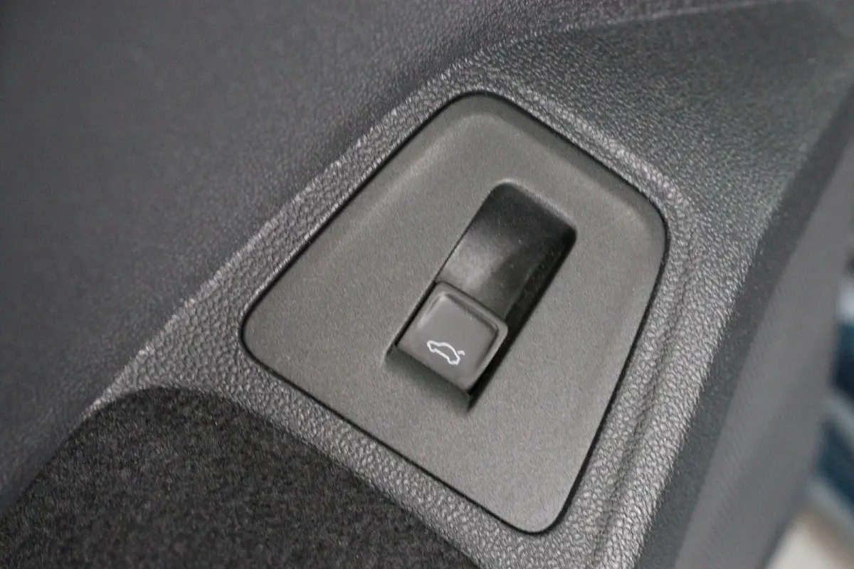 1.5 TSI Life Business | 1e Eigenaar | Dealer Onderhouden | Stoel-/stuurverwarming | Camera | Keyless | Elektr Achterklep | Adaptive Cruise | Apple Carplay / Android Auto