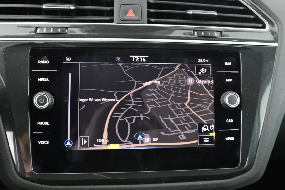 1.5 TSI Life Business | 1e Eigenaar | Dealer Onderhouden | Stoel-/stuurverwarming | Camera | Keyless | Elektr Achterklep | Adaptive Cruise | Apple Carplay / Android Auto