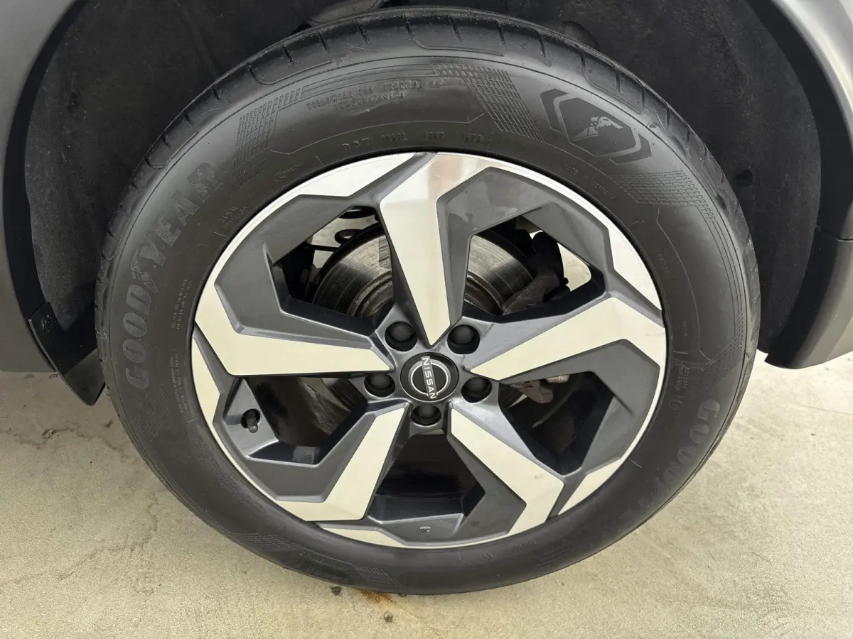 1.3 MHEV Xtronic N-Connecta | PANORAMADAK | 360 CAMERA | DIGITAAL DASHBOARD | DODEHOEK DETECTIE | CLIMATE CONTROL | PARKEERSENSOREN |