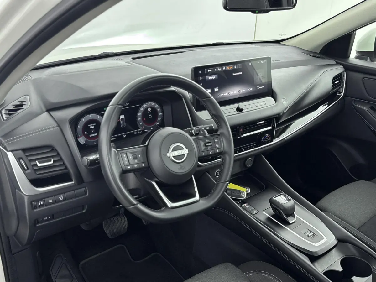 1.3 MHEV Xtronic N-Connecta | PANORAMADAK | 360 CAMERA | DIGITAAL DASHBOARD | DODEHOEK DETECTIE | CLIMATE CONTROL | PARKEERSENSOREN |