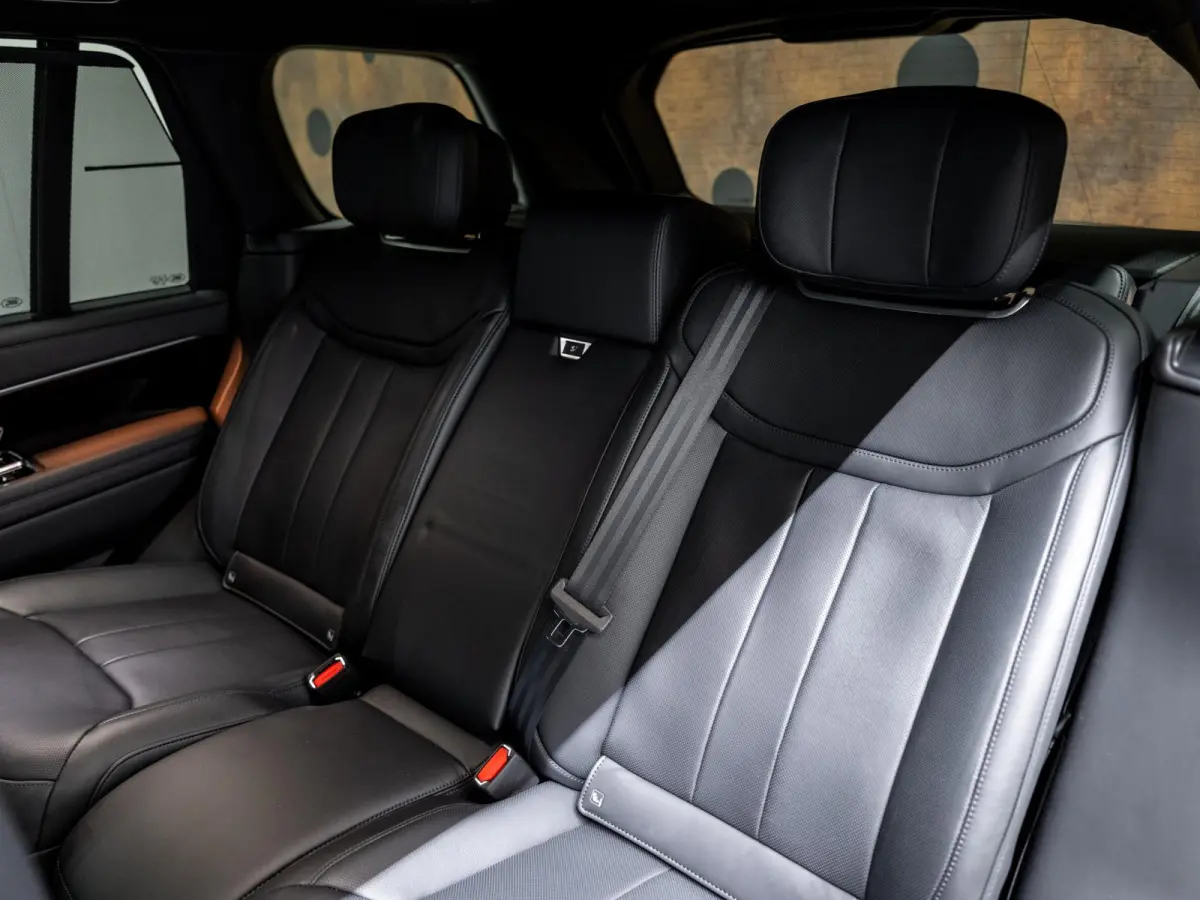 3.0 P550e Autobiography PHEV | Shadow Pack | Trekhaak | Koelbox | Leder Hemel |