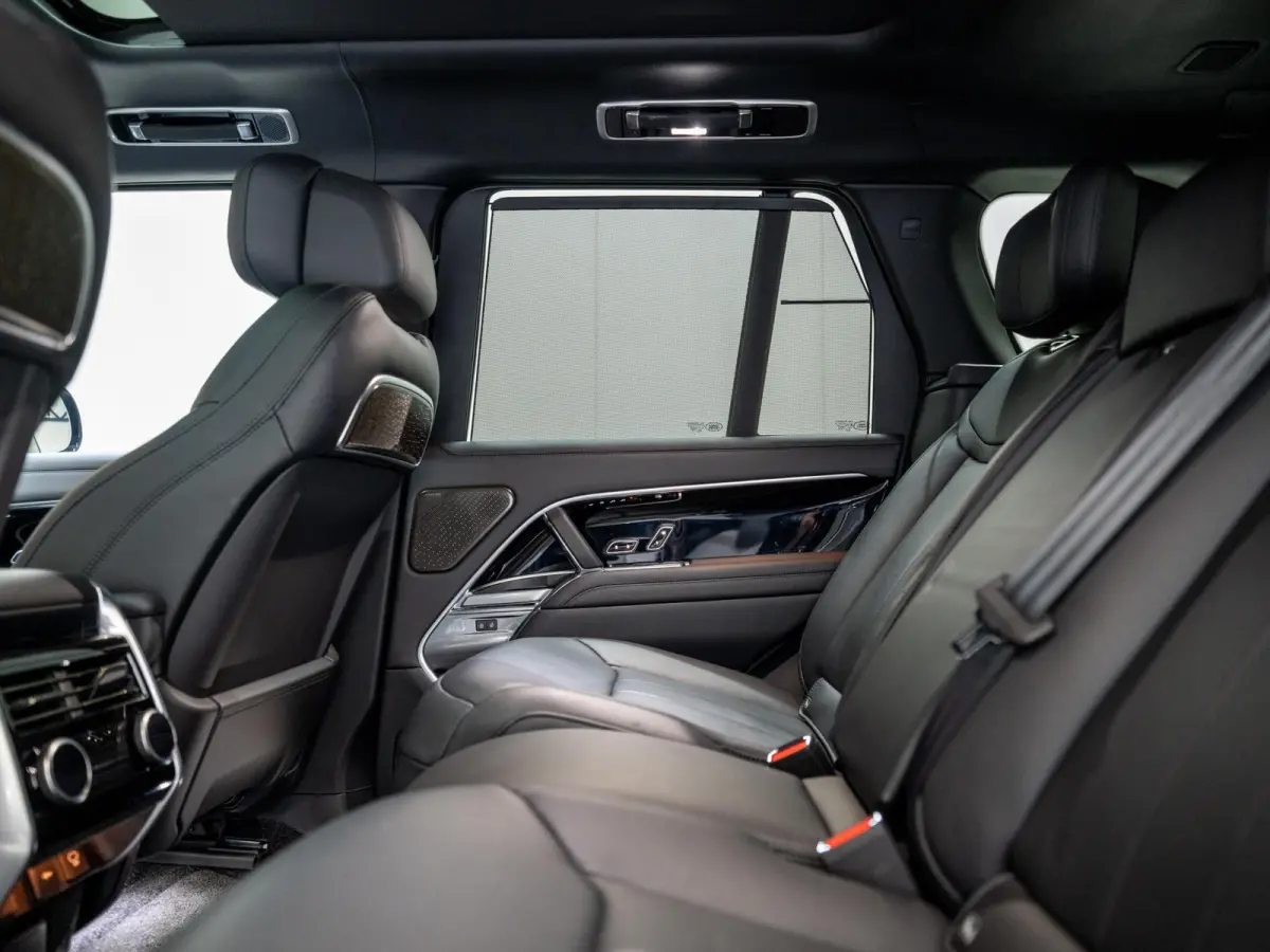 3.0 P550e Autobiography PHEV | Shadow Pack | Trekhaak | Koelbox | Leder Hemel |