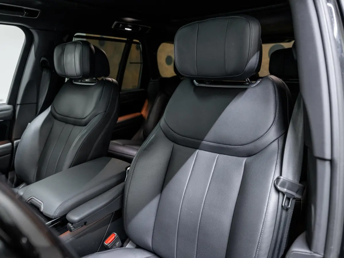 3.0 P550e Autobiography PHEV | Shadow Pack | Trekhaak | Koelbox | Leder Hemel |