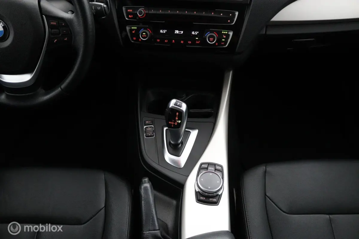 118i High Executive Automaat!