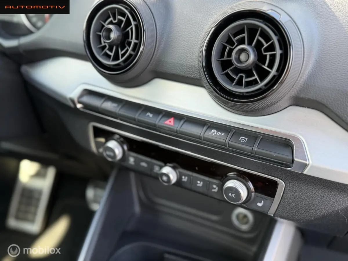 1.4 TFSI S LINE / NAVI / S TRONIC / STOELVERWARMING