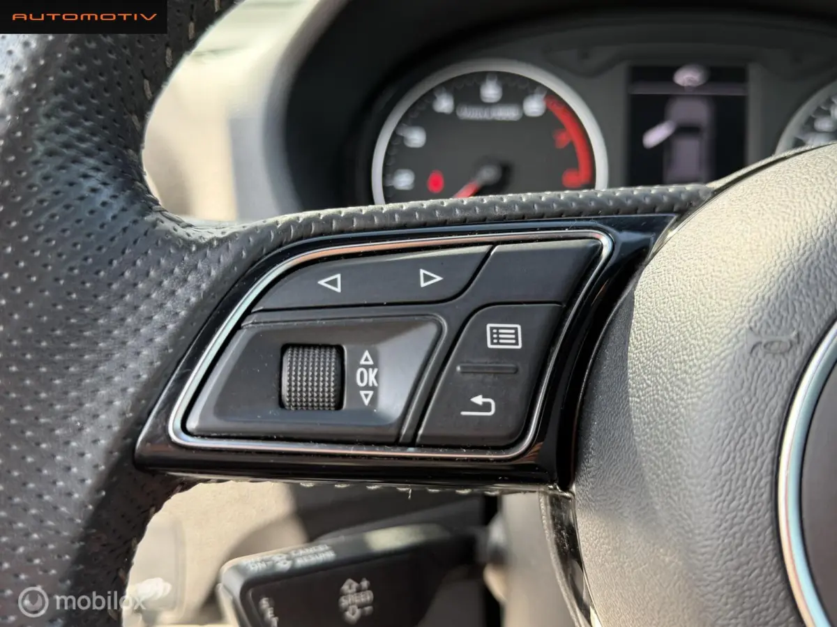1.4 TFSI S LINE / NAVI / S TRONIC / STOELVERWARMING