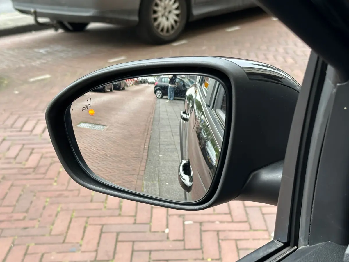 1.0 TCe 110 Expression 7 Pers Navi Camera Carplay PDC