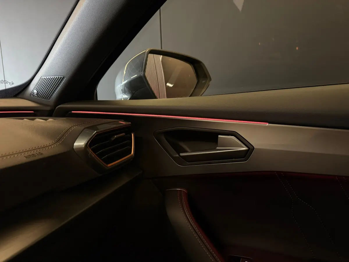 Cupra Formentor 2.0 TSI 4DRIVE Pano|Beats|CAM|Trekhaak|KEYL|360