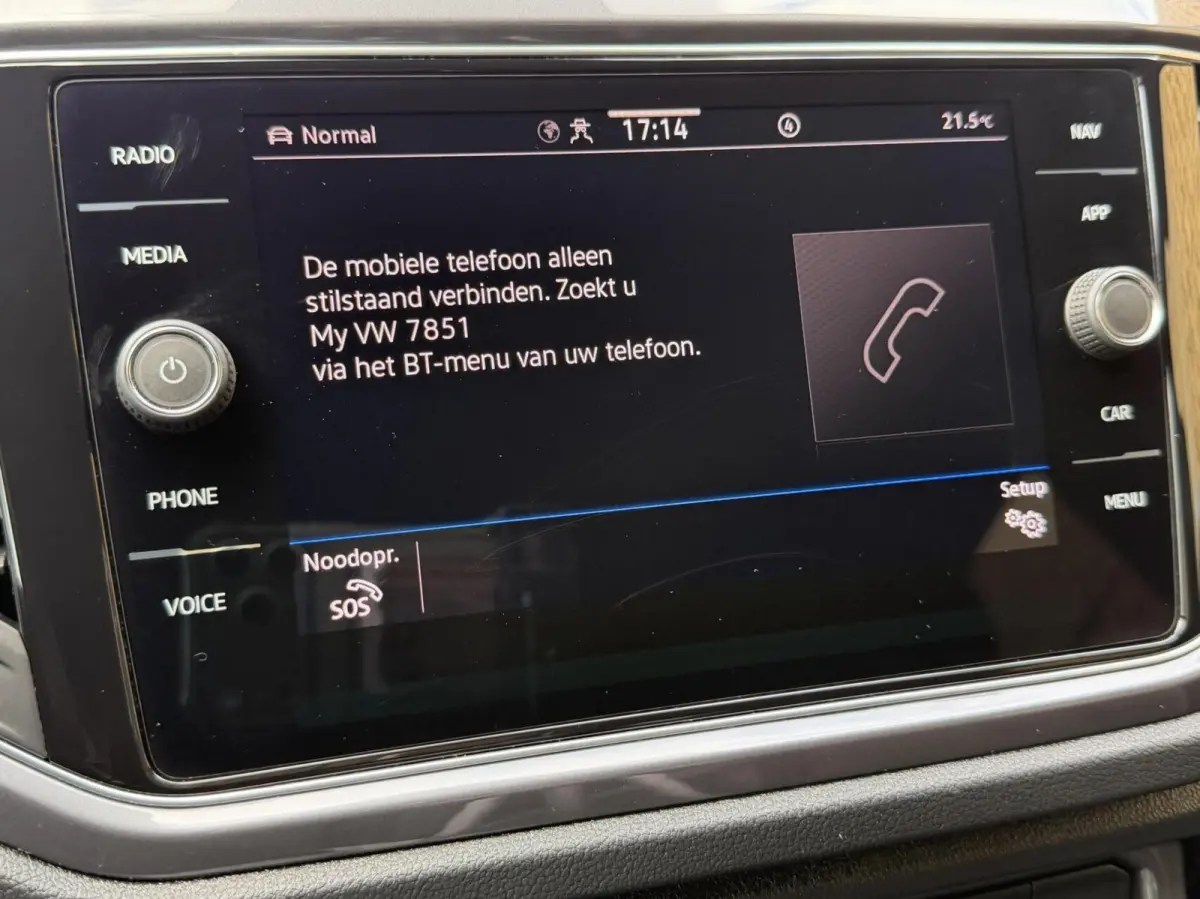 1.5 TSI Sport Business R-line Automaat | LED verlichting | Stoelverwarming | Achteruitrijcamera | Digitale cockpit | Apple CarPlay/Android Auto | Climate control | Cruise control adaptief | 