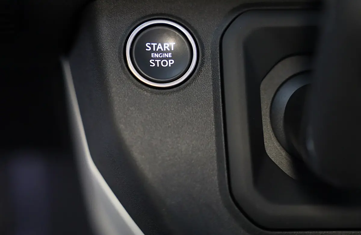2.0 P300e 110 X-Sport SE / Head Up / Koelbox / Memory / Meridian / 360 Camera / Open Pano / 23 Inch