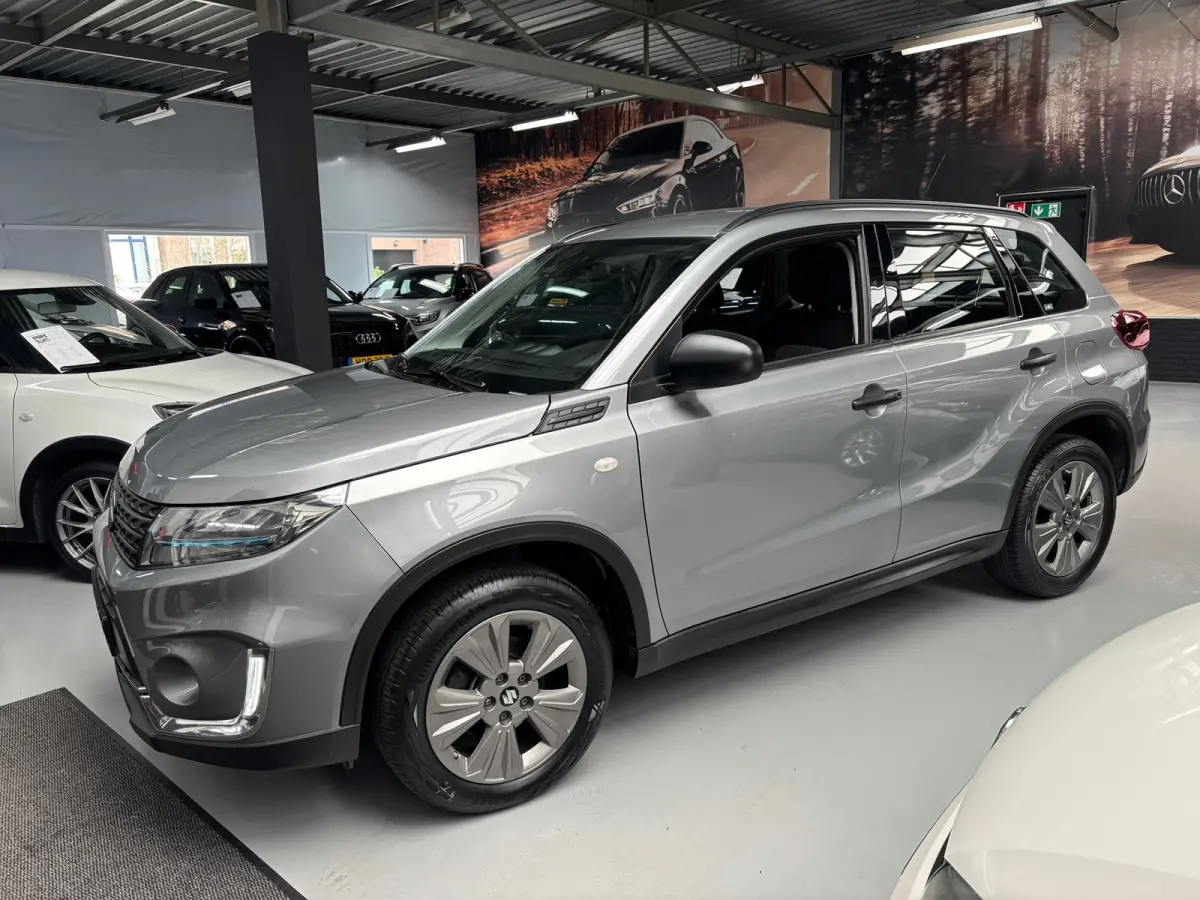 1.4 Boosterjet Comfort Smart Hybrid / Camera