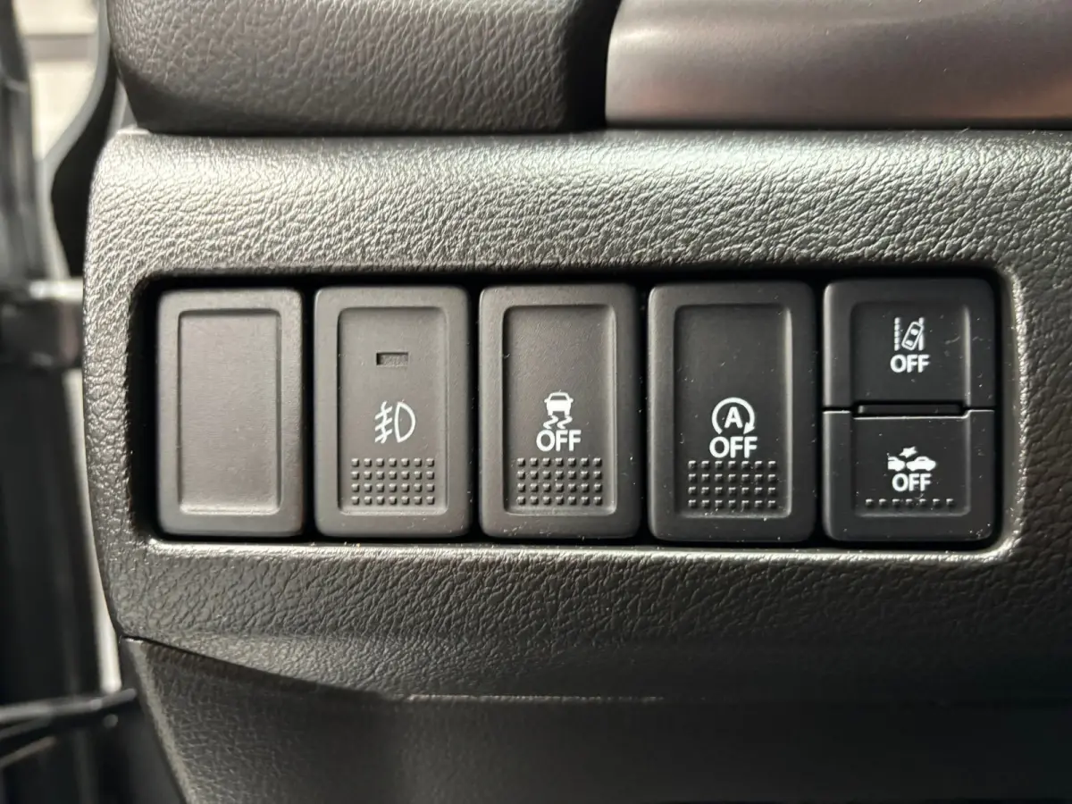 1.4 Boosterjet Comfort Smart Hybrid / Camera