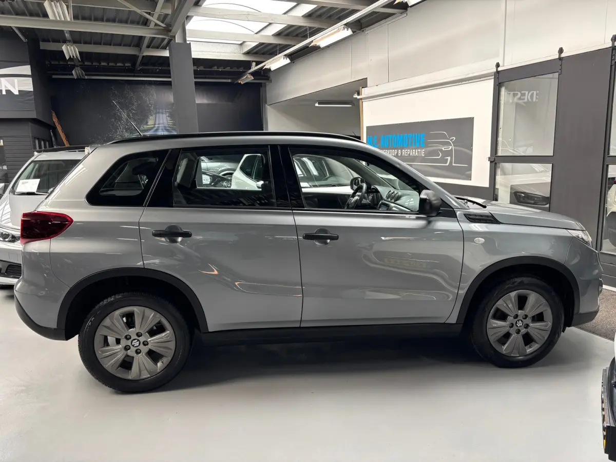 1.4 Boosterjet Comfort Smart Hybrid / Camera