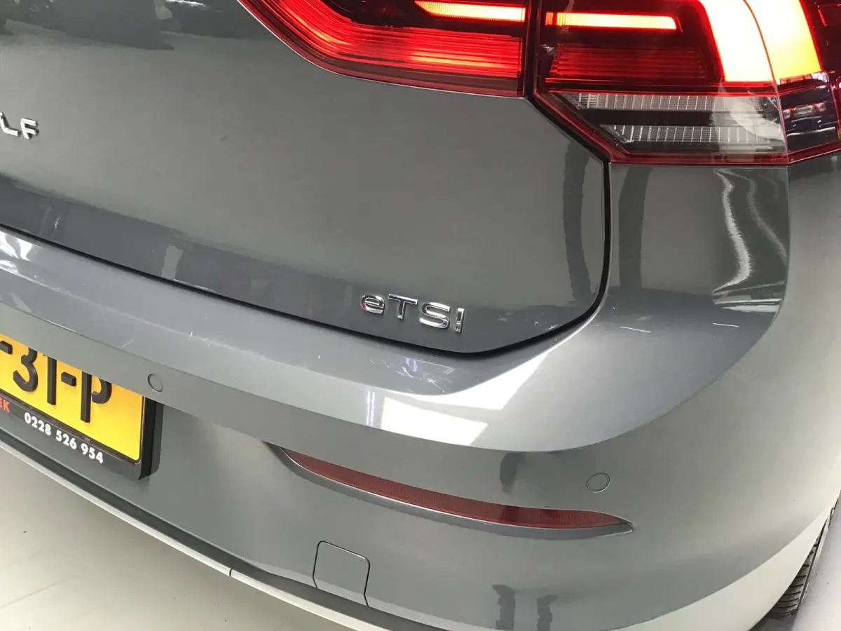 1.5 eTSI R-Line I Massage I Dode Hoek I Carplay I Clima I Cruise I Led I ACC I Ambiance verl. I Keyless I Dealer.