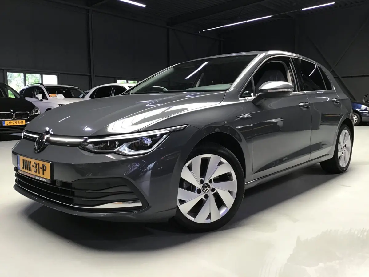 1.5 eTSI R-Line I Massage I Dode Hoek I Carplay I Clima I Cruise I Led I ACC I Ambiance verl. I Keyless I Dealer.