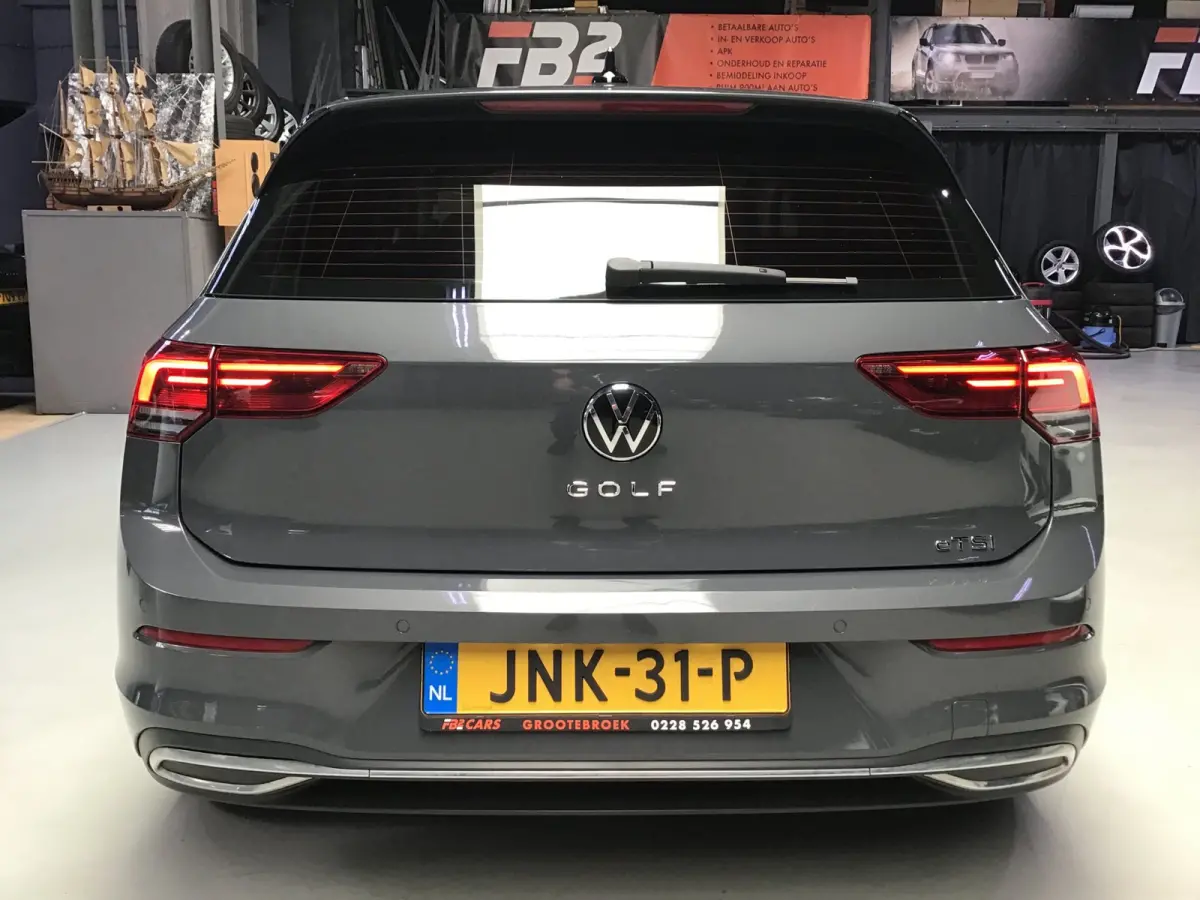 1.5 eTSI R-Line I Massage I Dode Hoek I Carplay I Clima I Cruise I Led I ACC I Ambiance verl. I Keyless I Dealer.