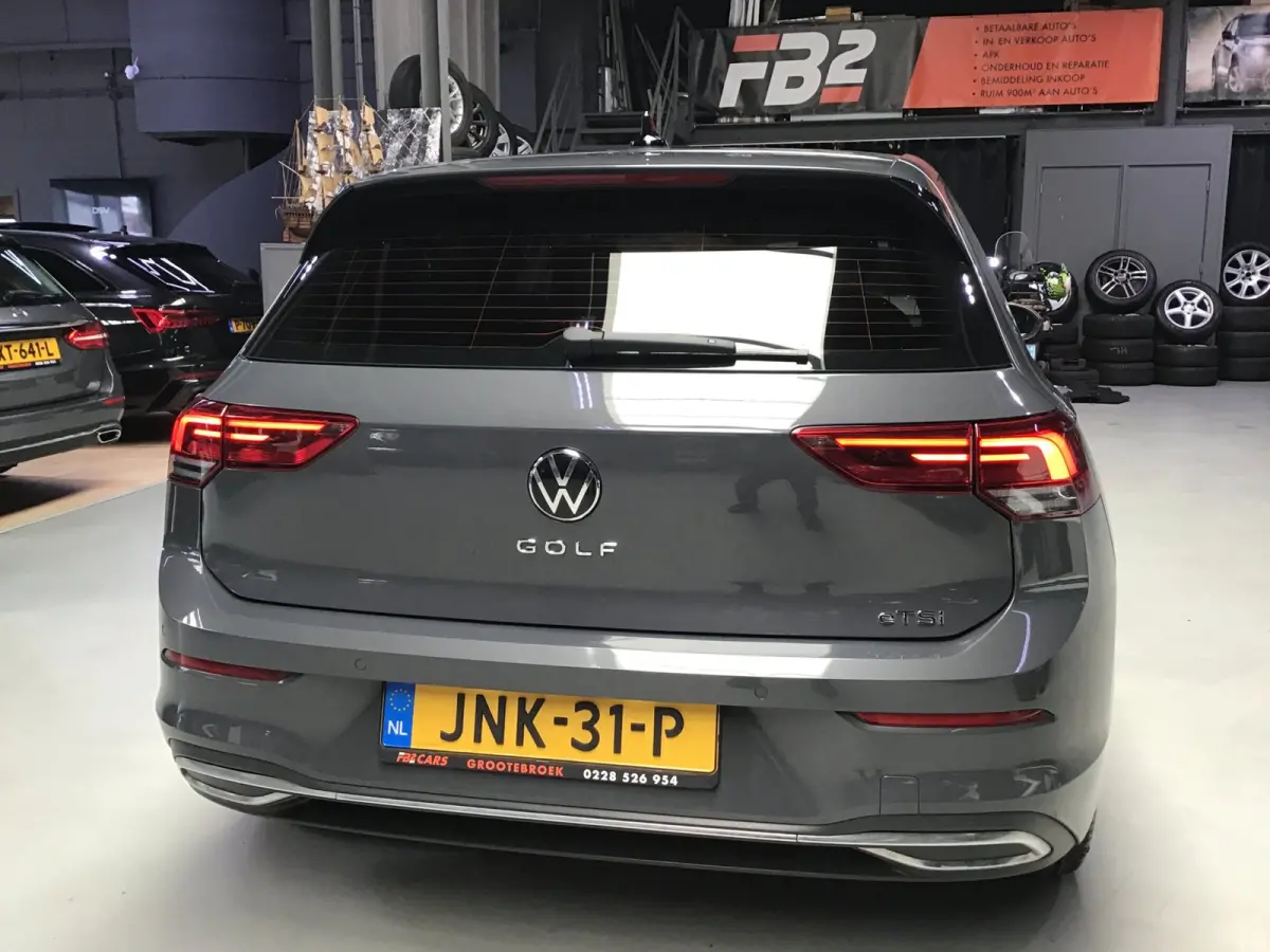 1.5 eTSI R-Line I Massage I Dode Hoek I Carplay I Clima I Cruise I Led I ACC I Ambiance verl. I Keyless I Dealer.