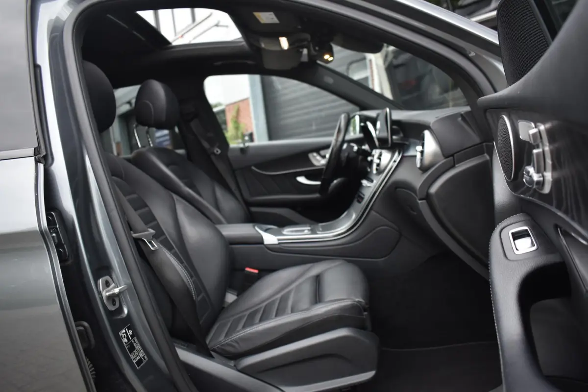 300de 4MATIC AMG Pano HUD 360C Massage Trekhaak