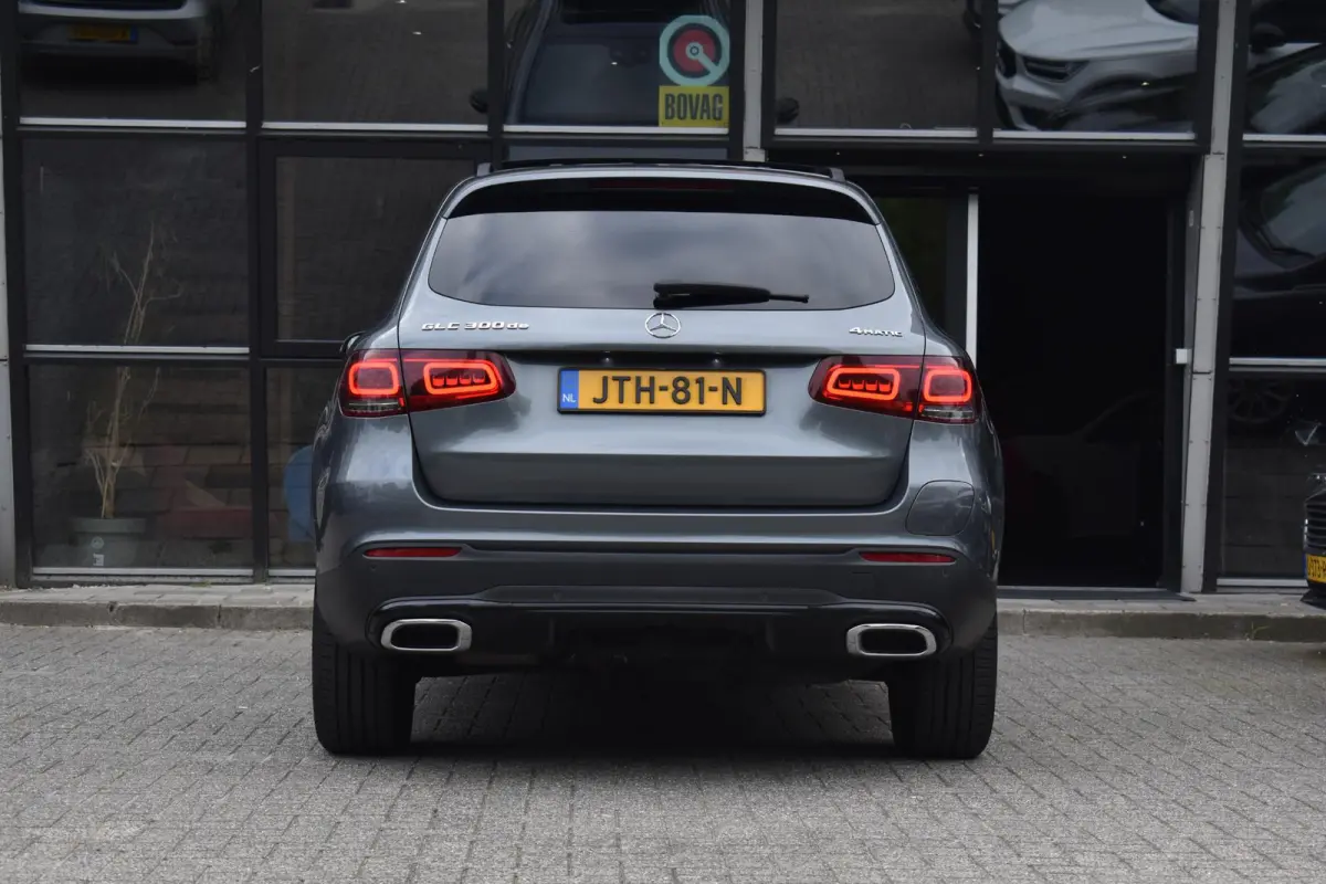 300de 4MATIC AMG Pano HUD 360C Massage Trekhaak