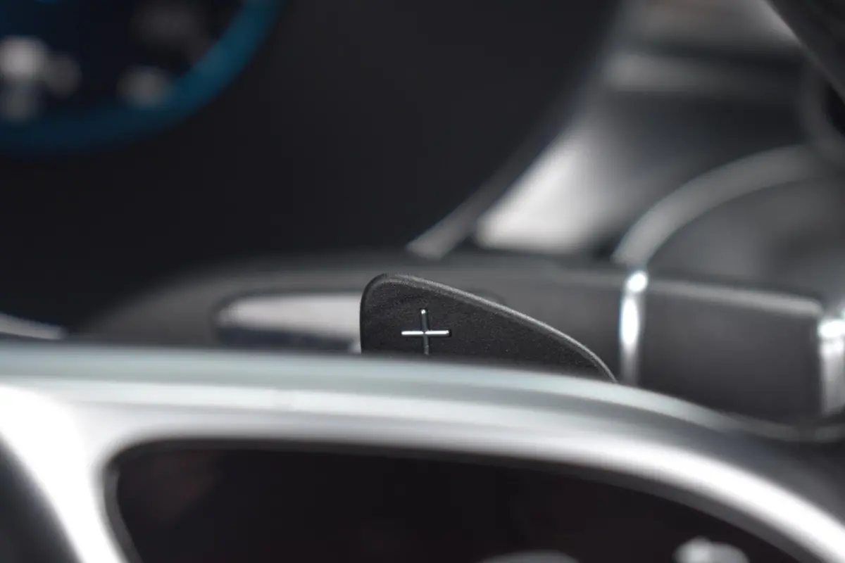 300de 4MATIC AMG Pano HUD 360C Massage Trekhaak