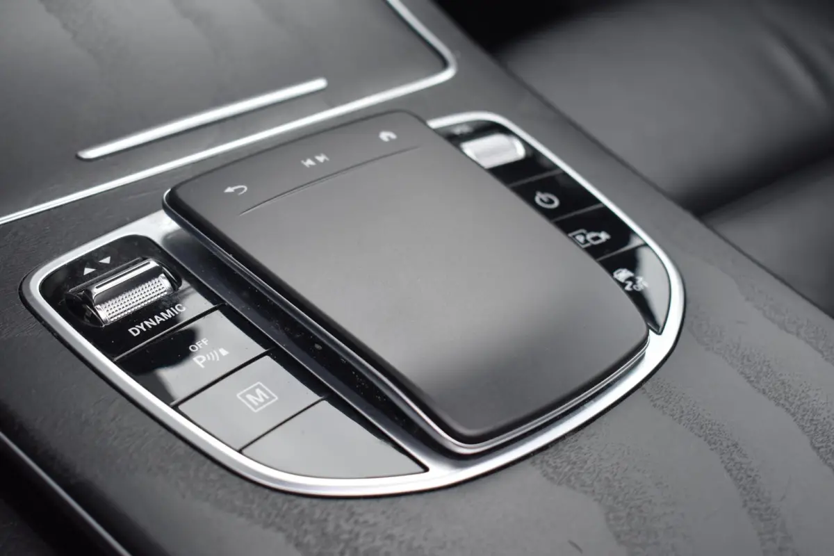 300de 4MATIC AMG Pano HUD 360C Massage Trekhaak