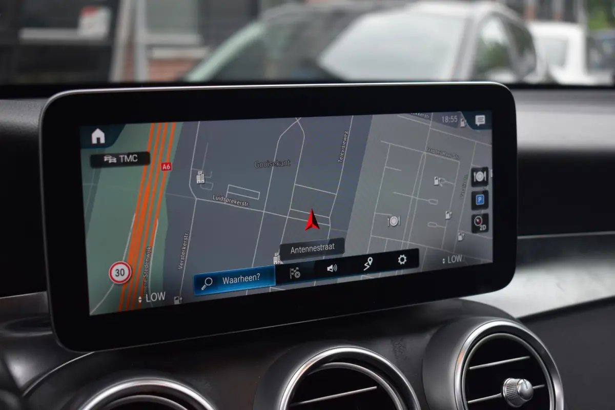 300de 4MATIC AMG Pano HUD 360C Massage Trekhaak