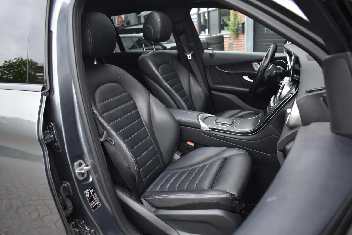 300de 4MATIC AMG Pano HUD 360C Massage Trekhaak