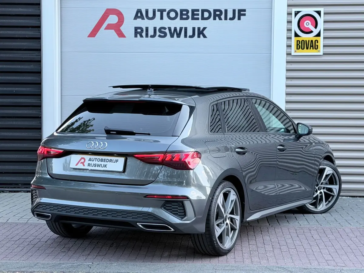 35 TFSI S-Line Pano/Matrix/AppleCarPlay