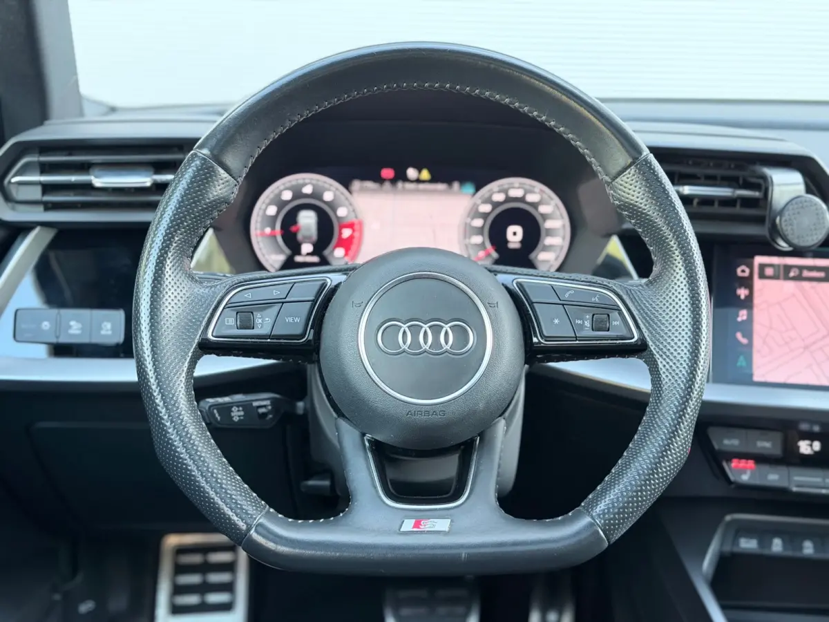 35 TFSI S-Line Pano/Matrix/AppleCarPlay