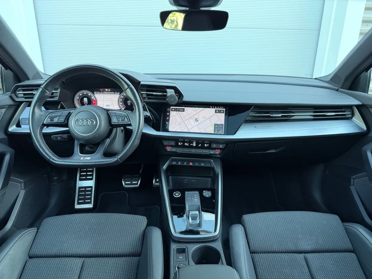35 TFSI S-Line Pano/Matrix/AppleCarPlay