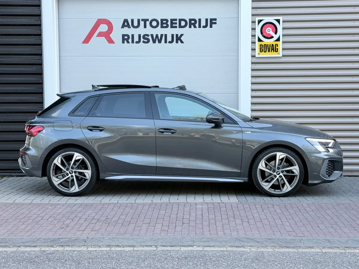 35 TFSI S-Line Pano/Matrix/AppleCarPlay