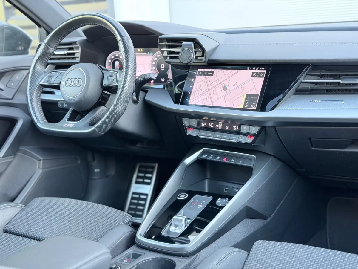 35 TFSI S-Line Pano/Matrix/AppleCarPlay