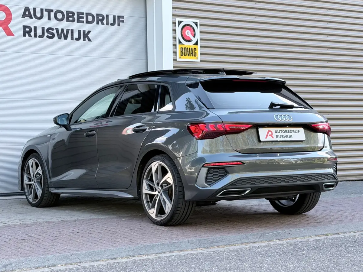 35 TFSI S-Line Pano/Matrix/AppleCarPlay