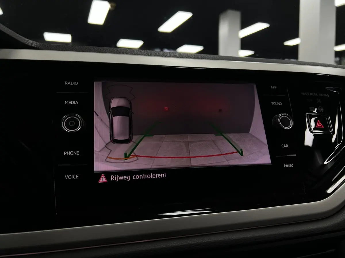 1.0 TSI Highline | Carplay|Cam |Leer|Virtual