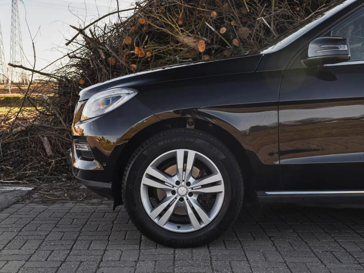 350 BlueTEC V6 | Panoramadak | LED | Luchtvering | Trekhaak | Camera | Stoelverwarming | Navigatie | Harman/Kardon | Dealeronderhouden