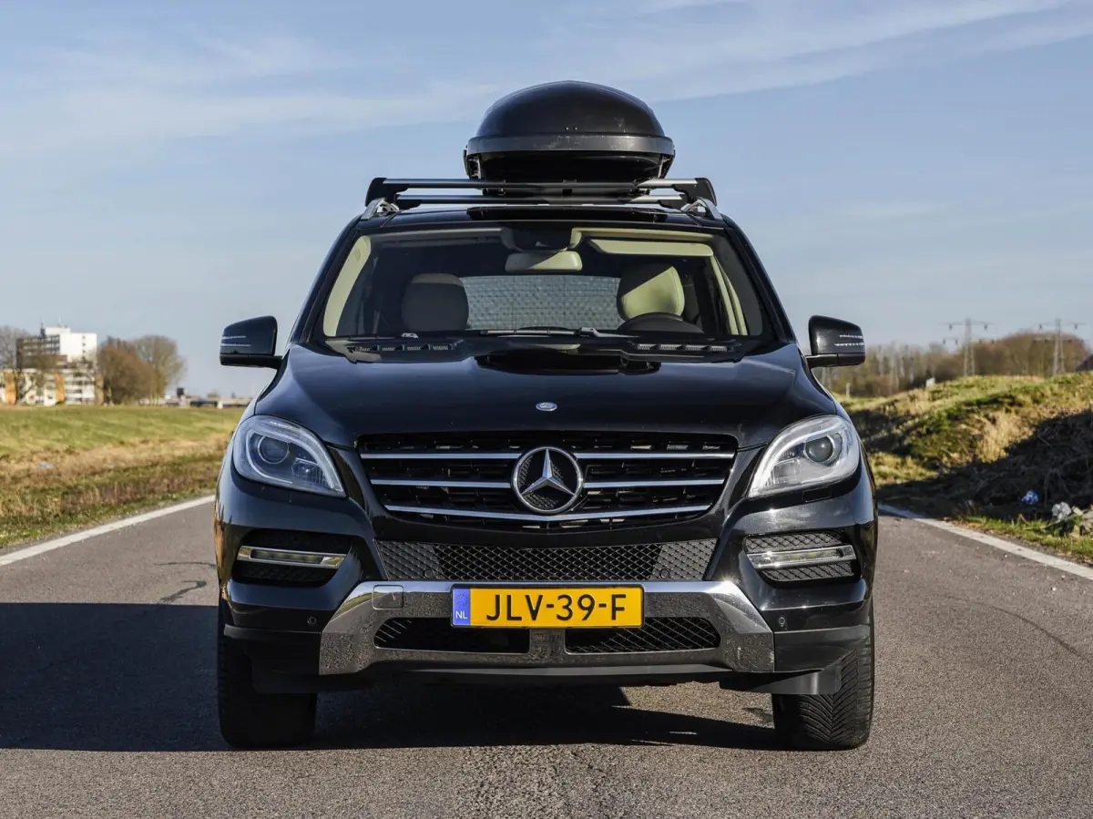 350 BlueTEC V6 | Panoramadak | LED | Luchtvering | Trekhaak | Camera | Stoelverwarming | Navigatie | Harman/Kardon | Dealeronderhouden