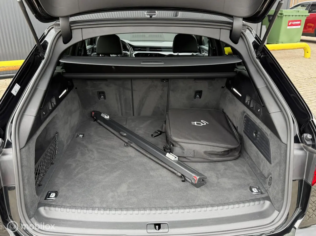 55 TFSI e quattro S Competition MAXTON | S6