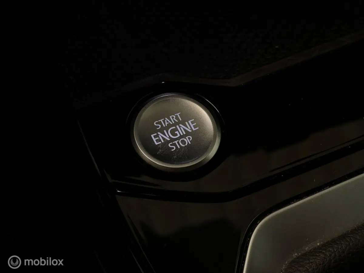 1.5 TSI 3x R-Line Panorama/Keyless/Black Style/Camera