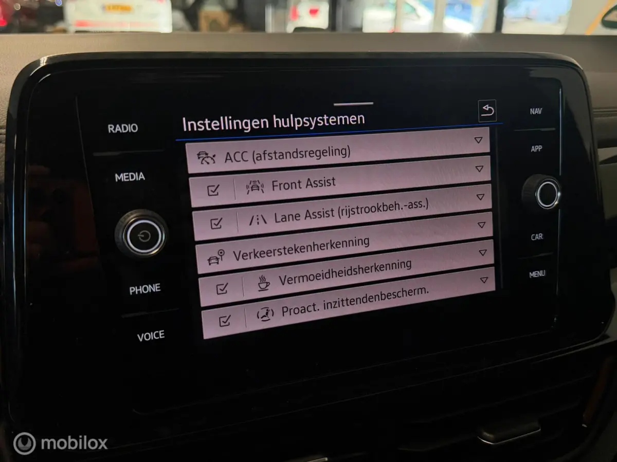 1.5 TSI 3x R-Line Panorama/Keyless/Black Style/Camera
