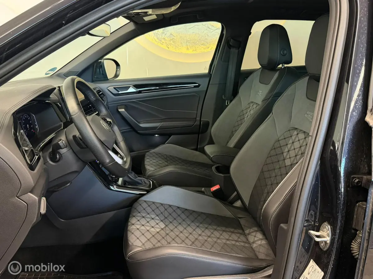 1.5 TSI 3x R-Line Panorama/Keyless/Black Style/Camera
