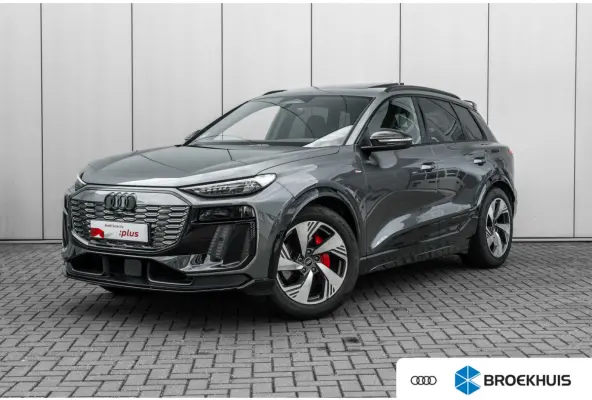 S edition performance 100 kWh 306PK | Trekhaak | Luchtvering | Panorama Dak | B&O Incl. hoofdsteunspeaker | Carbon Spoiler