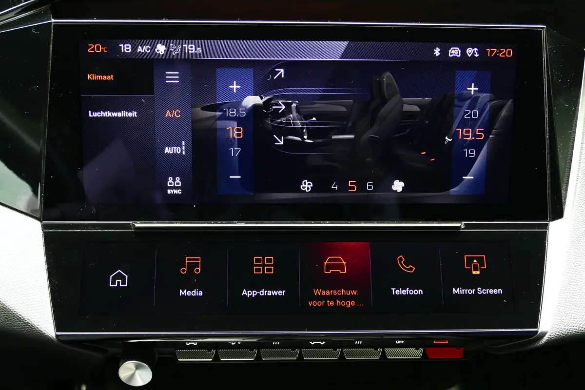 1.2 HYBRID 145PK GT AUTOMAAT / CAMERA V+A / KEYLESS / FULL-LED / 18"LMV / ELEKTR. ACHTERKLEP / NAVI / CLIMA / PDC / DAB / BLUETOOTH / ADAPT. CRUISECONTROL / 1E EIGENAAR / SCHITTERENDE STAAT 