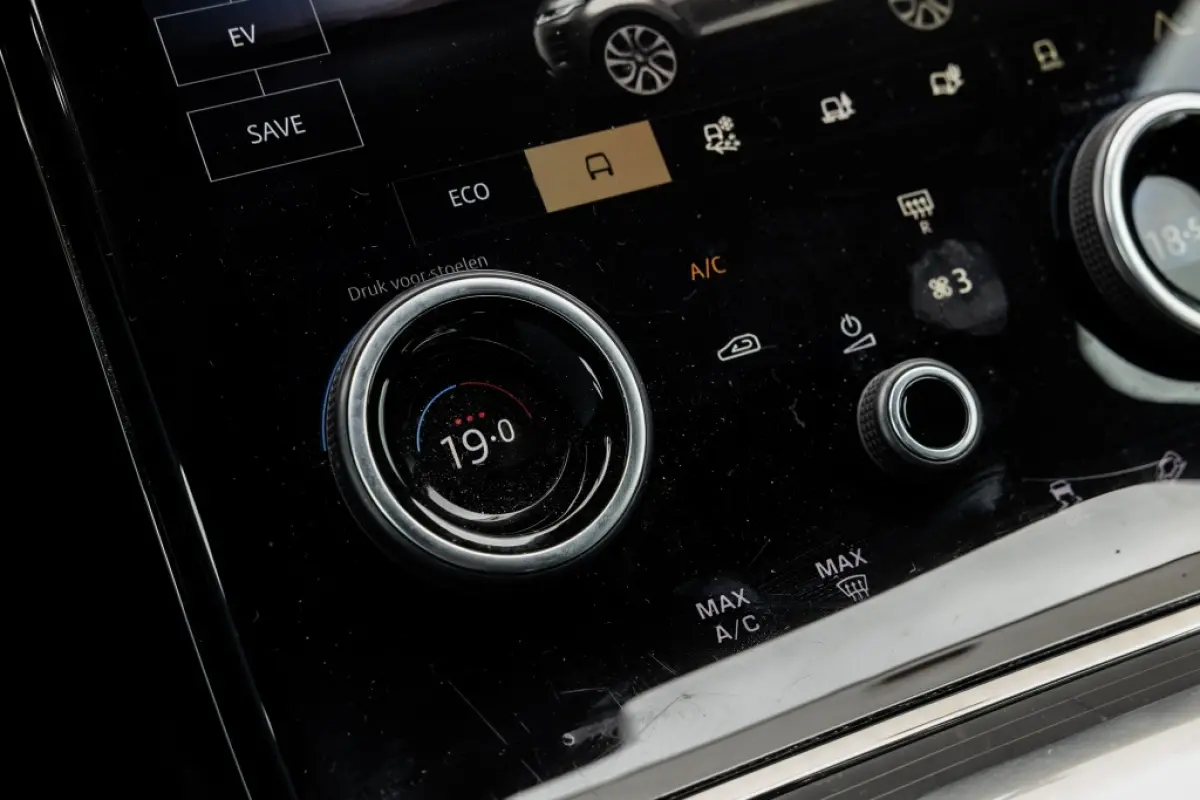 1.5 P300e AWD R-Dynamic HSE