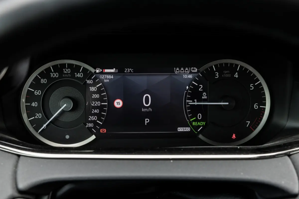 1.5 P300e AWD R-Dynamic HSE