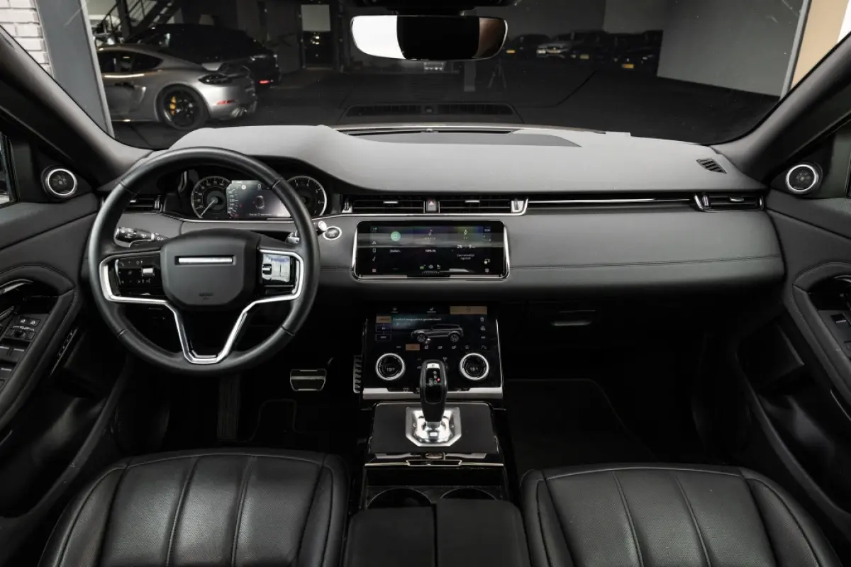 1.5 P300e AWD R-Dynamic HSE